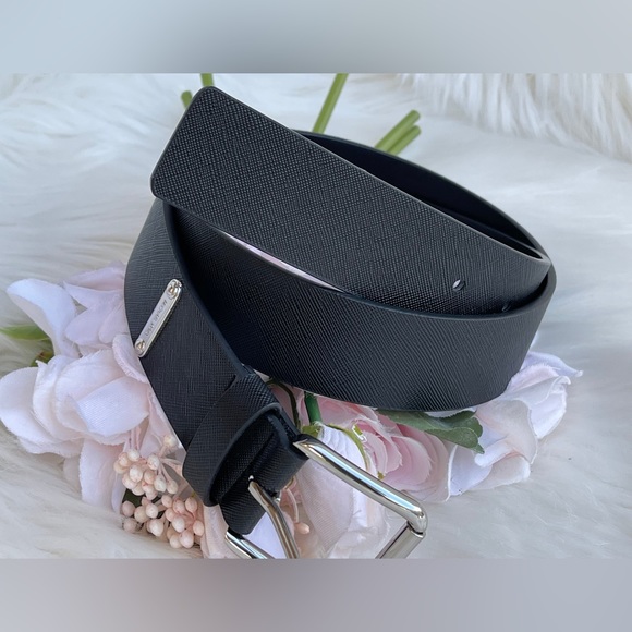 Michael Kors Women'a Black Belt - Picture 9 of 9